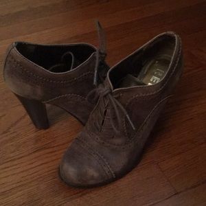 Report country ankle heel booties!